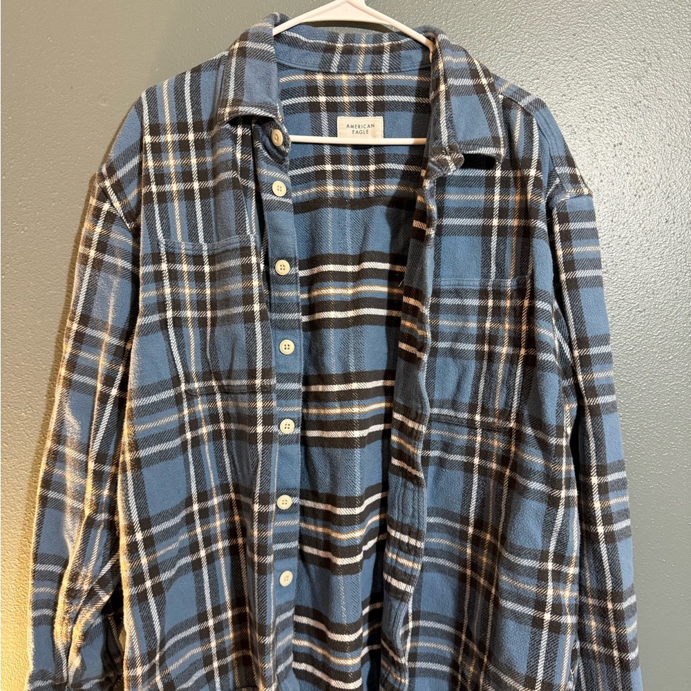 American Eagle Outfitters Blue and White Plaid Shirt